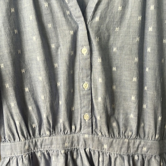 Old Navy chambray linen style clip dot dress - Picture 3 of 4